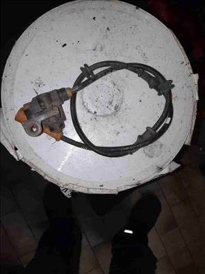 Opel Vectra B ABS Jeladó