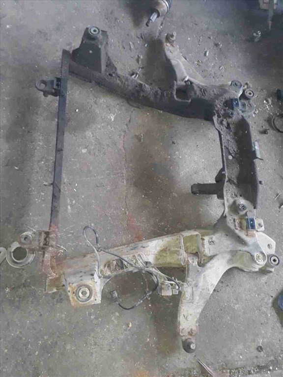 Ford Mondeo III Elsõ Bölcsõ 1. kép