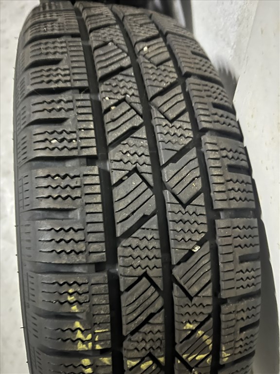 Eladó 16"-s gyári Mercedes V-Class felnigarnitúra újszerű Laufen I FIT+ VAN téligumival. 6. kép