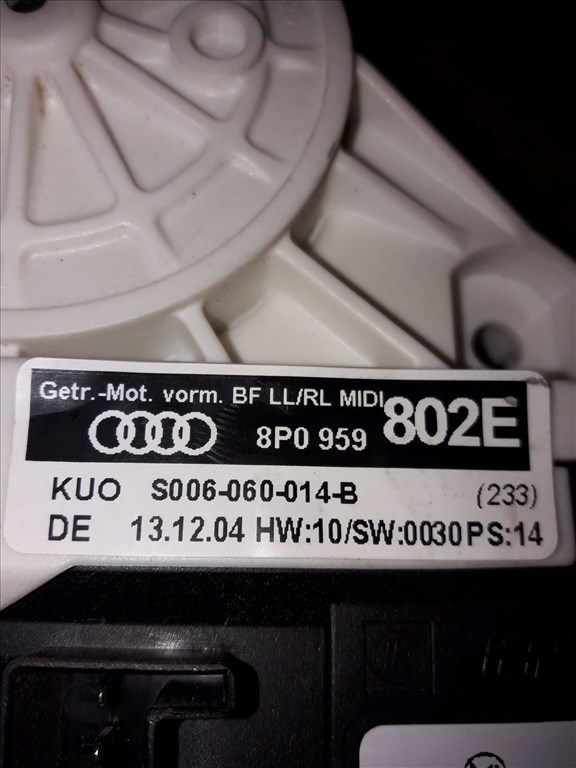 Audi A3 8P Jobb Elsõ Ablakemelõ Motor 8P0 959 802E 3. kép