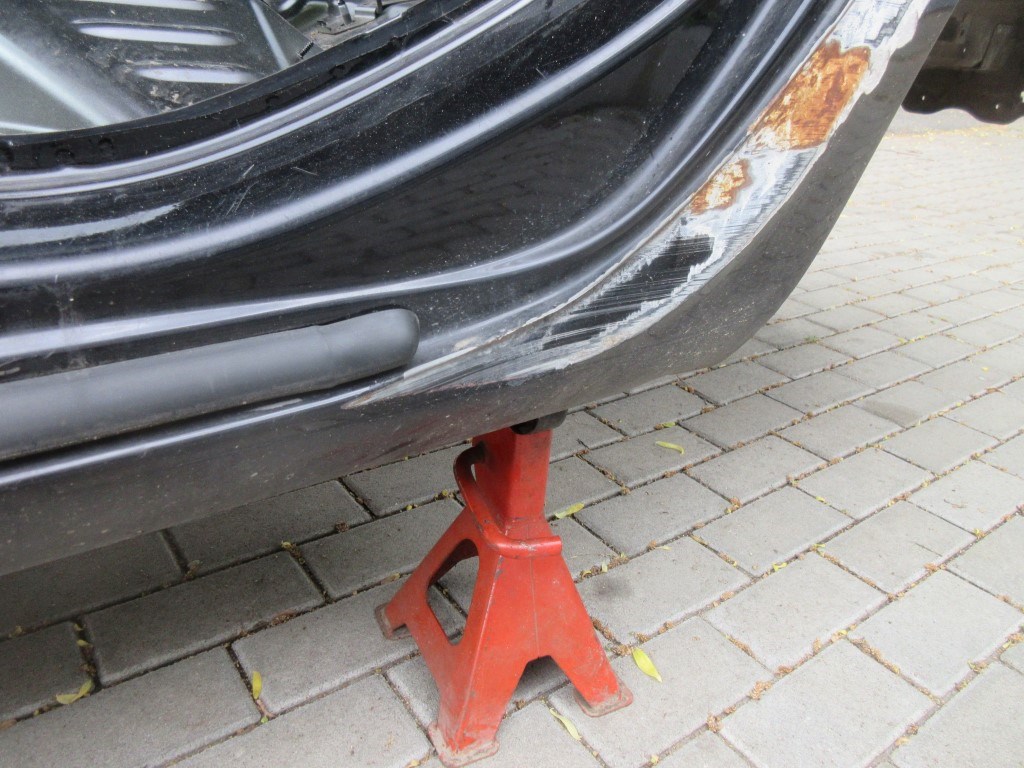 Opel Astra J 5 ajtós bal elsõ küszöb 3. kép