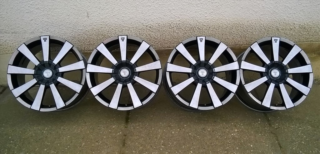 Eladó 4db 18-as 4x100-as Tecnomagnesio alufelni  1. kép