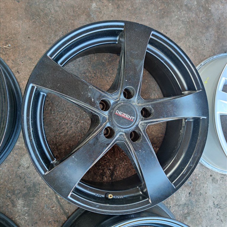 5x114,3 17 toyota hyundai mazda kia alufelni 110000ft a 4db/272/ 1. kép