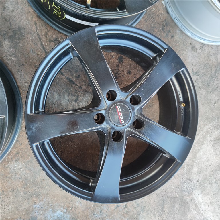 5x114,3 17 toyota hyundai mazda kia alufelni 110000ft a 4db/272/ 2. kép