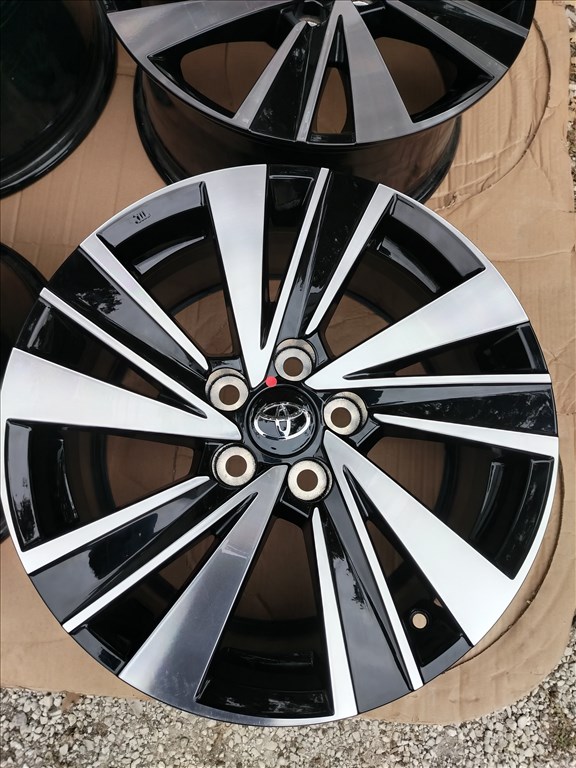  Toyota Corolla/Auris  17" (gyári felni) alufelni 2. kép