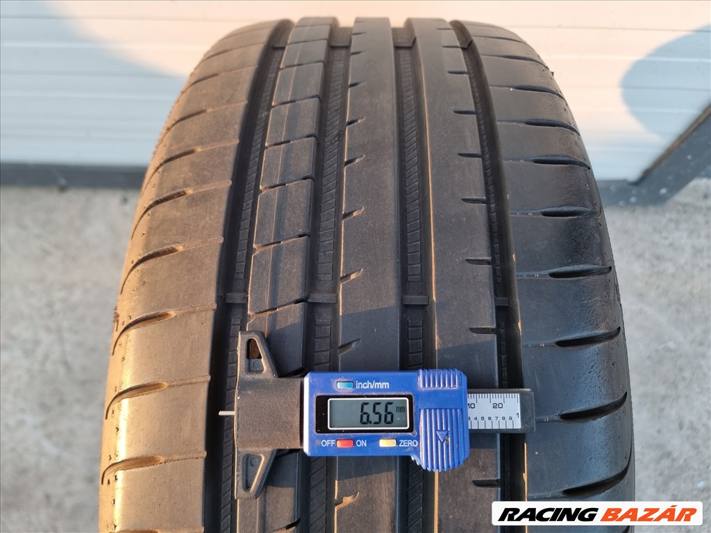 225/40R18 Good-Year gumi 2db szinte újszerű állapotban eladó! 1. kép