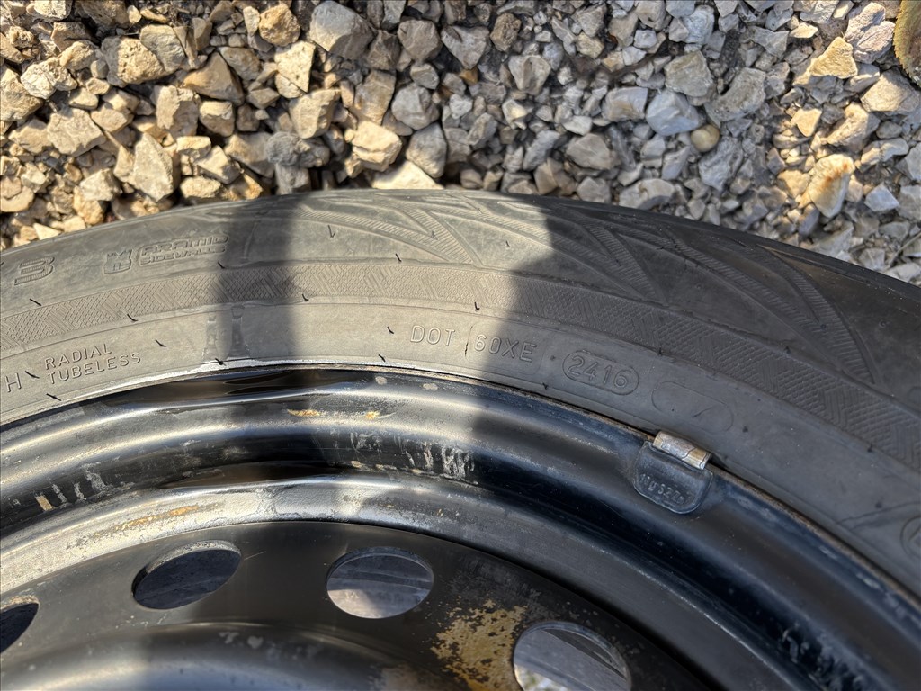  5x114.3 16" lemezfelnik téli gumikkal olcsón 6. kép