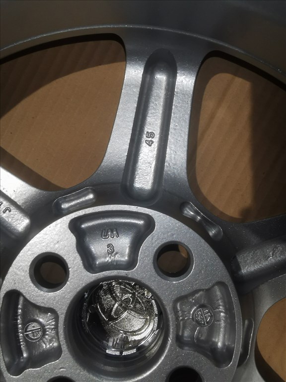 Eladó eredeti Toyota Yaris T Sport Alufelni 5. kép