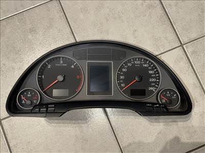 Audi A4 (B6/B7) 2.0 TDI műszeregység 
