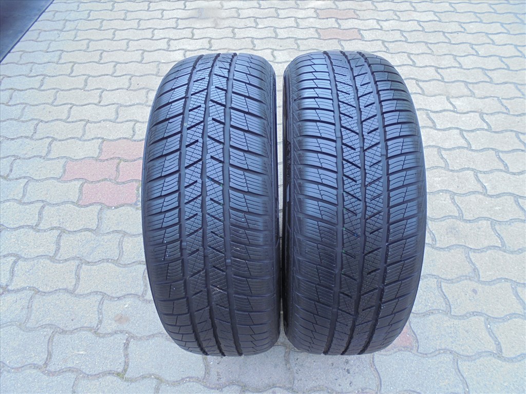 235/55 R 19-es 2023-as szinte új Barum téli gumi pár eladó 1. kép