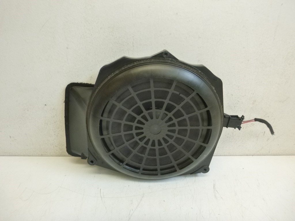 Audi A4 4 ajtós (8E B7) bal hátsó hangszóró 8E5035412D 1. kép