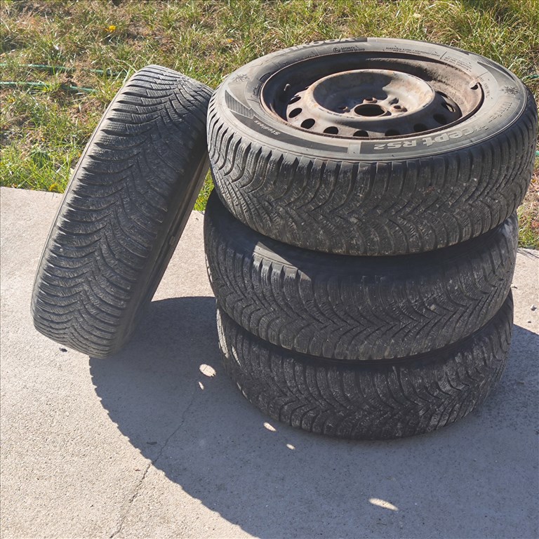 Hankook 15" használt téligumi szett lemezfelnivel 2. kép