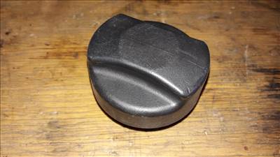 Opel Omega B Tanksapka