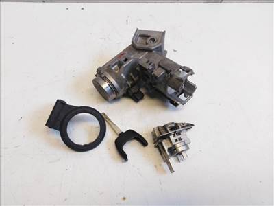 Ford Fiesta  zárgarnitúra motorvezérlő nélkül