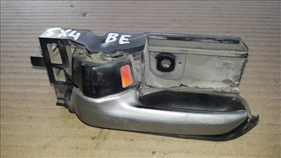 Suzuki SX4 Bal Első Belső Ajtókilincs