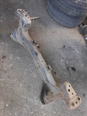 Mitsubishi Pajero Pinin Első Bölcső