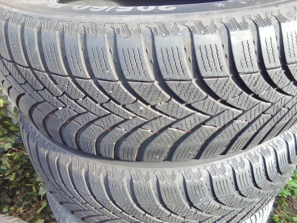  205/60R16 XL Semperit Speed-grip5 újszerű téli gumi  9. kép