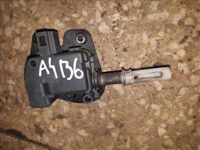 Audi A4 B6 Csomagtérajtó Központizár Motor 8E9 827 833