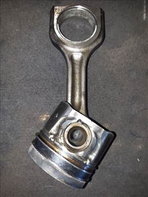 Ford Fiesta VII Dugattyú  Hajtókar