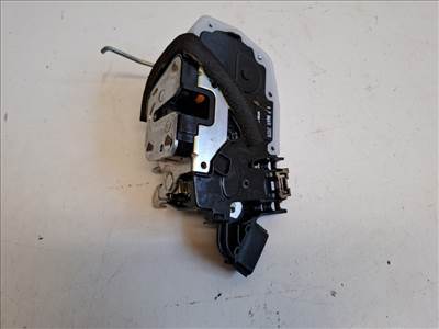 Nissan Leaf (ZE1) bal első ajtózár T8011420