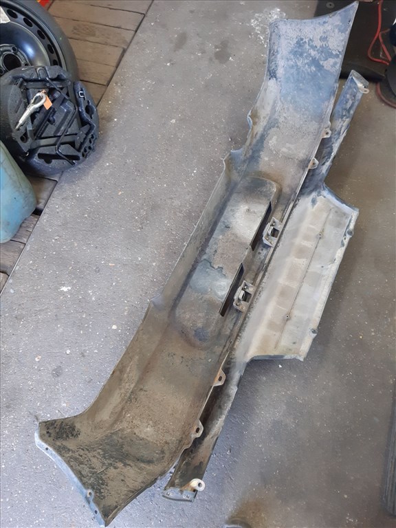 Suzuki Swift II 96-03 Hátsó Lökhárító 3. kép