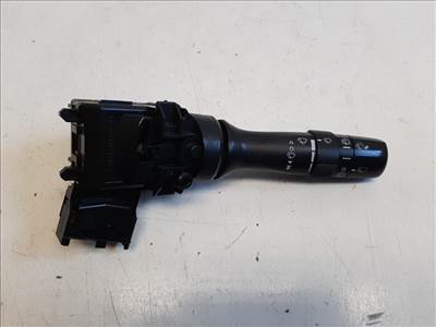 Toyota Verso  ablaktörlő kapcsoló