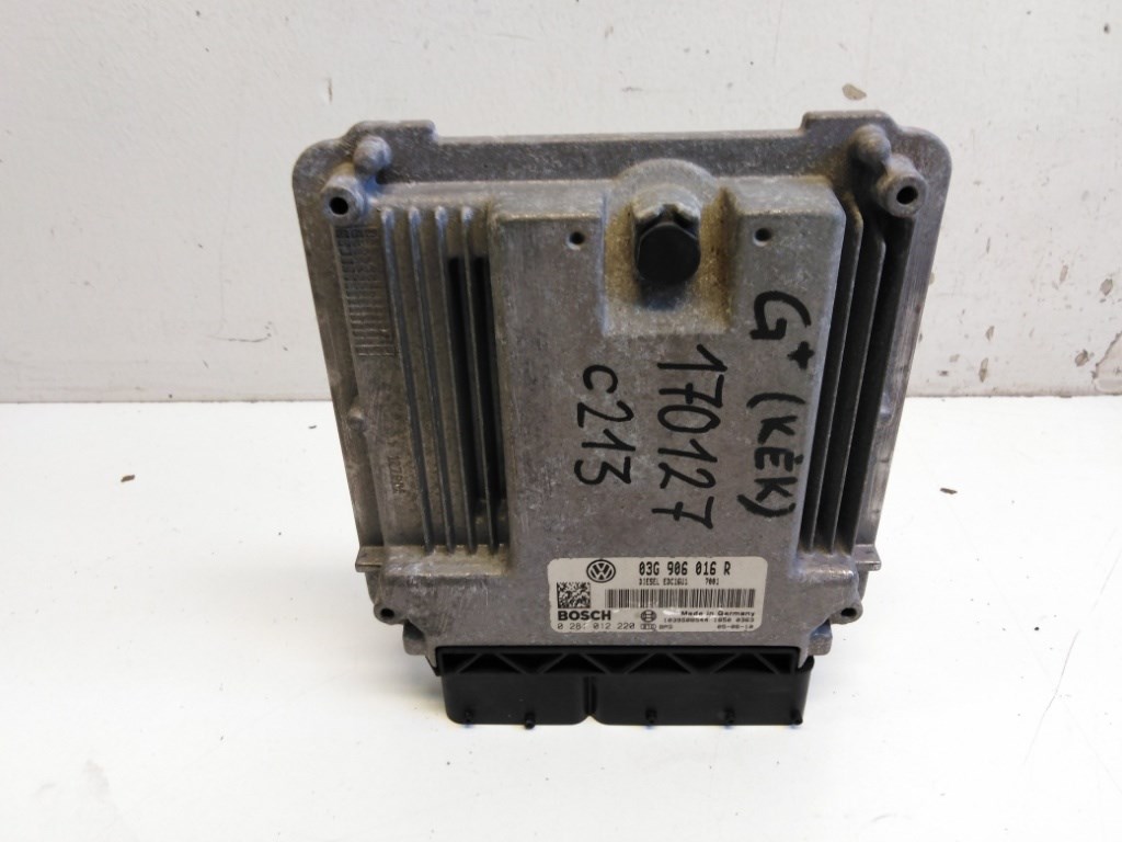 Volkswagen Golf plus  motorvezérlõ 03G906016R 0281012220 1. kép