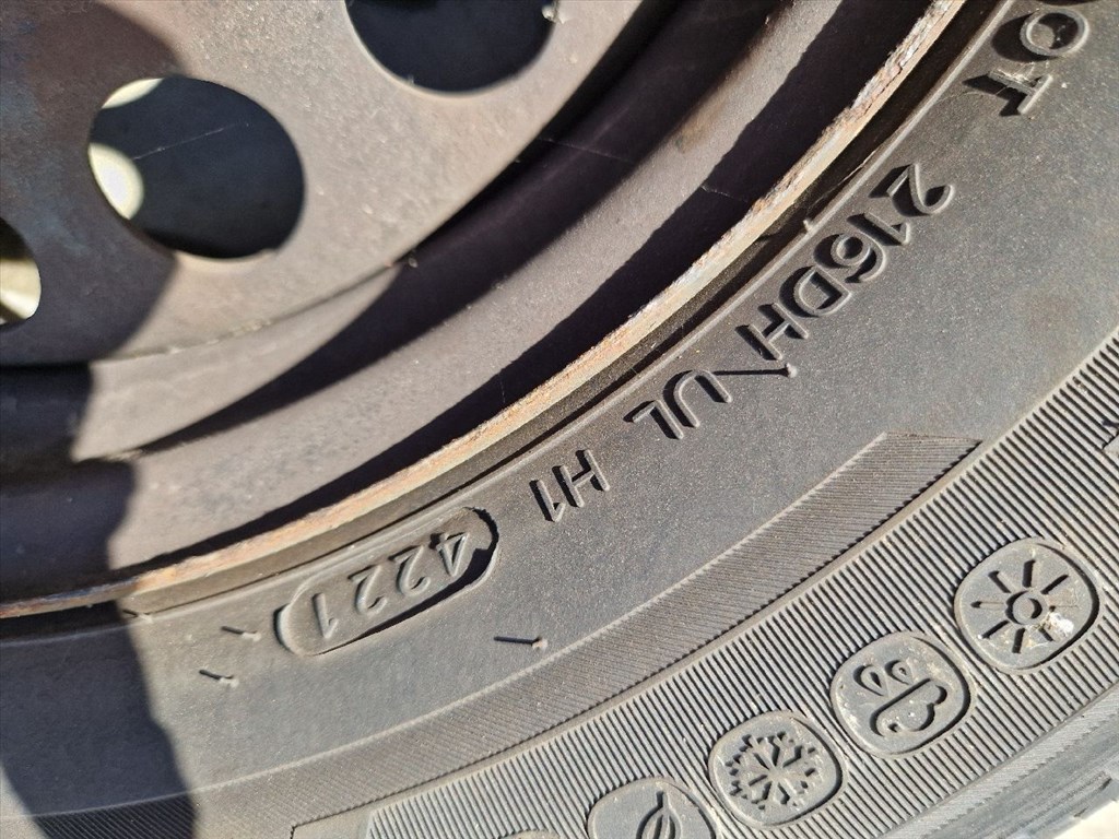  5x112 15" lemezfelni szett Hankook négyévszakos gumikkal (12546, 26143) 5. kép