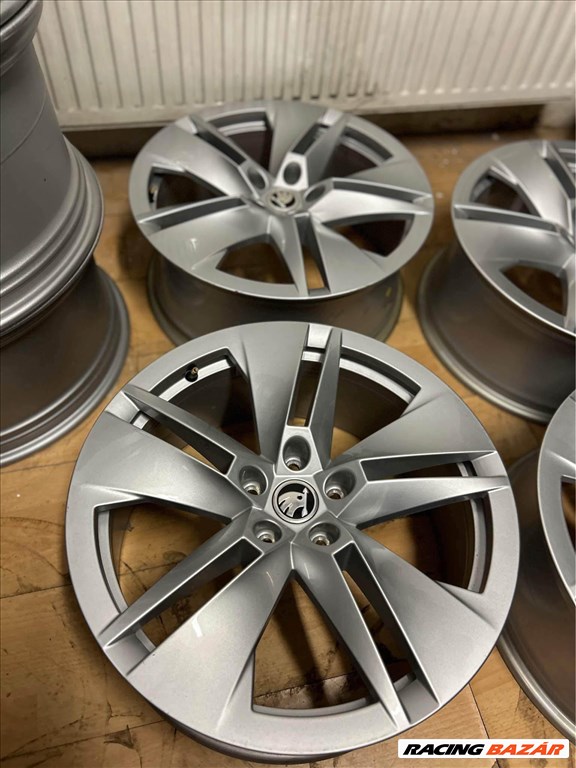  5x112 GYARI SKODA ÚJ 19” felnik R19, 19 4. kép