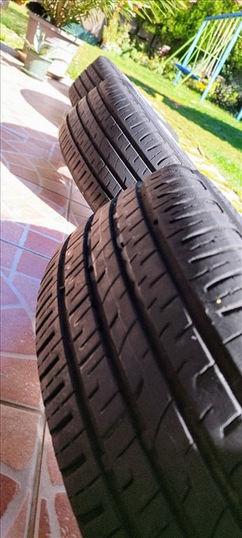  205/55/16R használt Barum Bravuris nyári gumi 3. kép