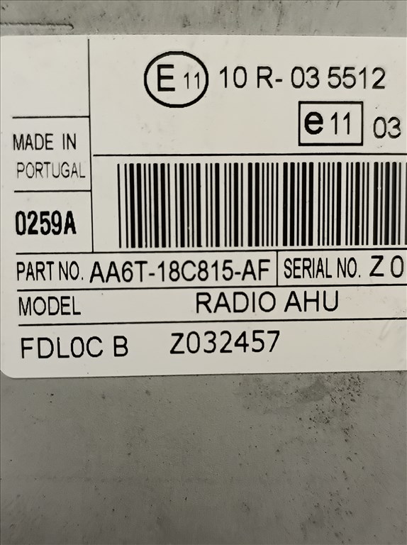 AA6T-18C815-AF Ford Fiesta Mk7 gyári CD rádió egys 3. kép