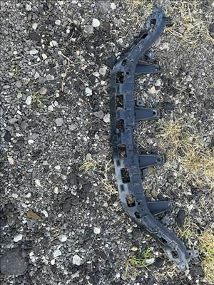 Lexus NX Alsó műanyag hűtő keret