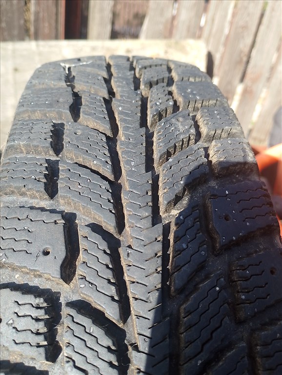  165/7014" újszerű Nokian téli gumi gumi 5. kép