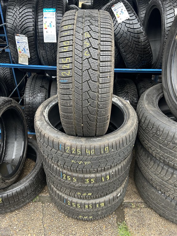 2db 255/35×19″ + 2db 225/40×19″ Continental RSC téli gumiabroncs. (3751262) 1. kép