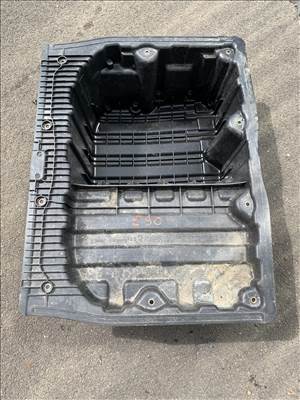 BMW 3-as sorozat E90, E91, E92, E93 Pótkerék műanyag