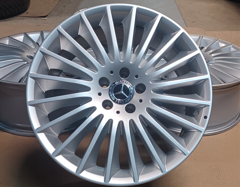  Mercedes W222 S klasse 5x112 8,5x19 - 9x19 ET36-30 4db 1. kép