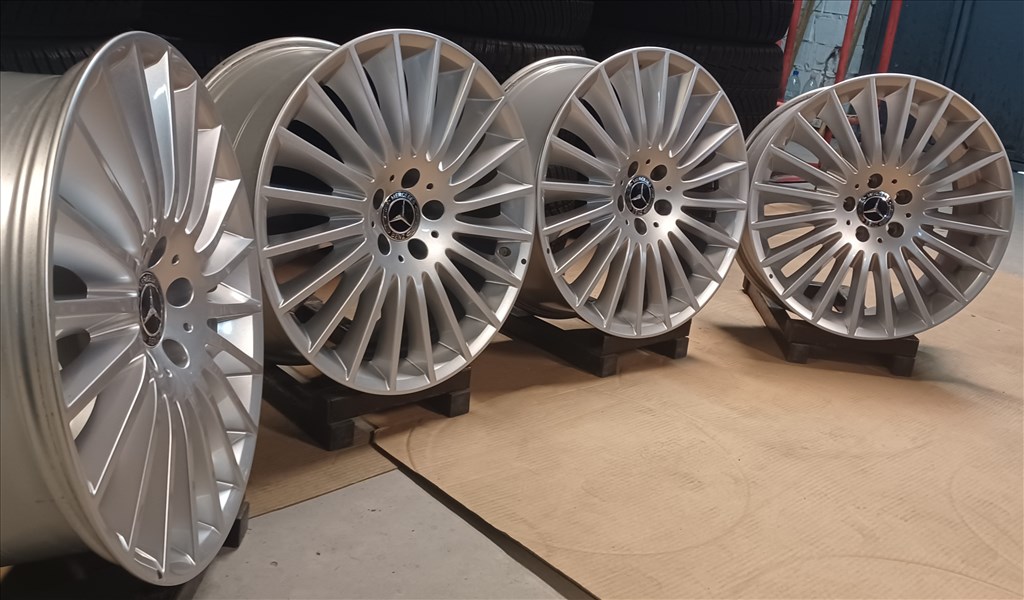  Mercedes W222 S klasse 5x112 8,5x19 - 9x19 ET36-30 4db 7. kép