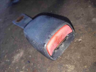 Suzuki Jimny Bal Első Biztonsági Öv Csatlakozó