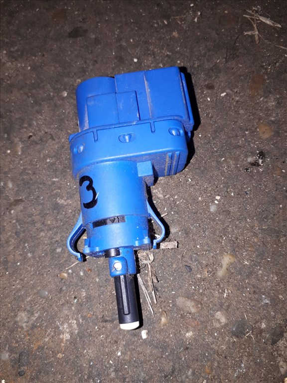 Mazda 3 -09 Féklámpa Kapcsoló 1. kép
