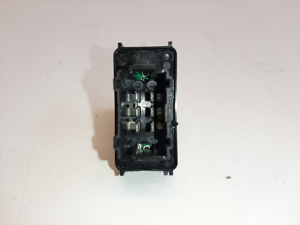 Citroen DS3 jobb elsõ ablakemelõ kapcsoló 96657927XT 2. kép
