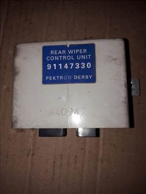 Opel Frontera A Hátsó Ablaktörlő Relé 911473330