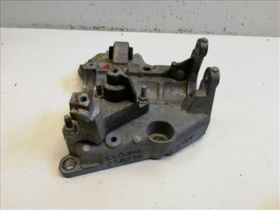 Land Rover Evoque (L551) első differenciálmû tartóbak K8D24H473AC