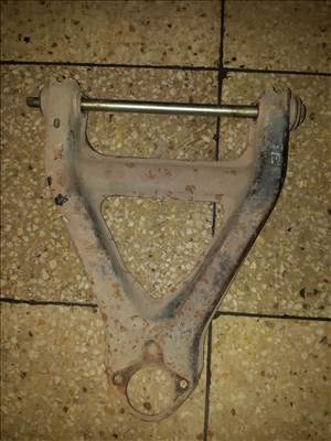 Wartburg 1.3 Jobb Első Lengőkar