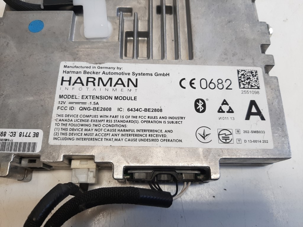 Toyota Yaris (XP130) navigáció vezérlõ 868400W012 3. kép