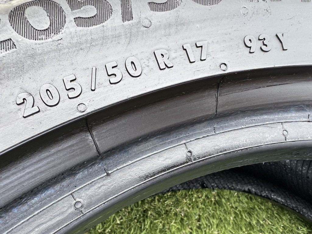 205/50 R17 Continental Premium Contact 6 nyári gumi 5-5,5mm 6. kép