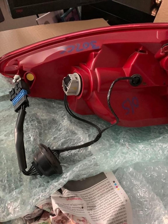 Peugeot 307 CC 135 hátsó lámpabúra  5433356 2366543 7. kép