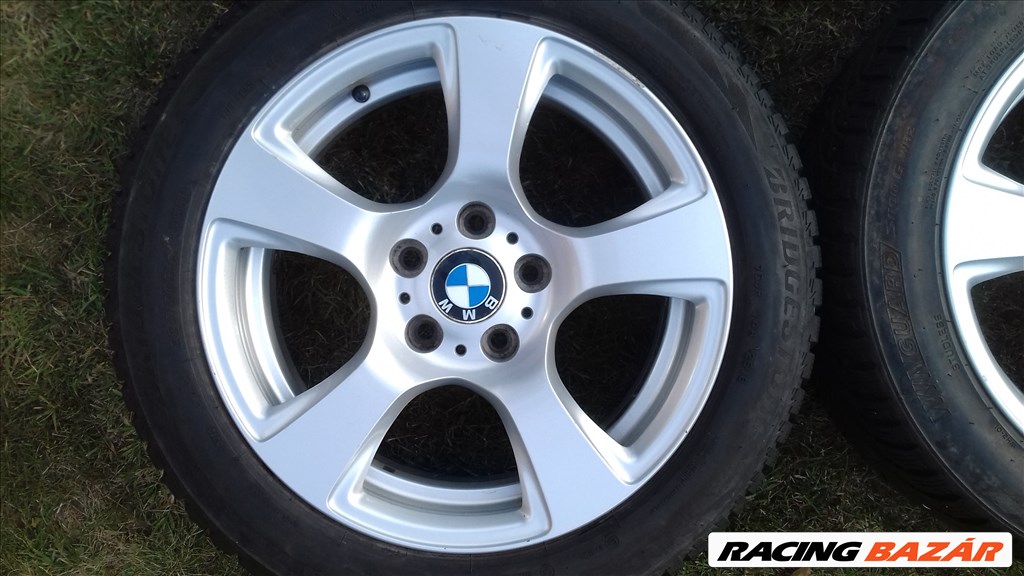  5x120 lyukosztású 17" használt BMW (gyári felni) alufelni, rajta 225/50 használt téli gumi 5. kép