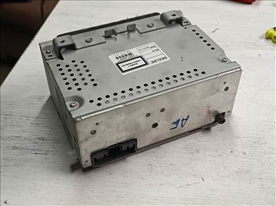 AA6T-18C815-AE Ford Fiesta Mk7 gyári CD rádió egys