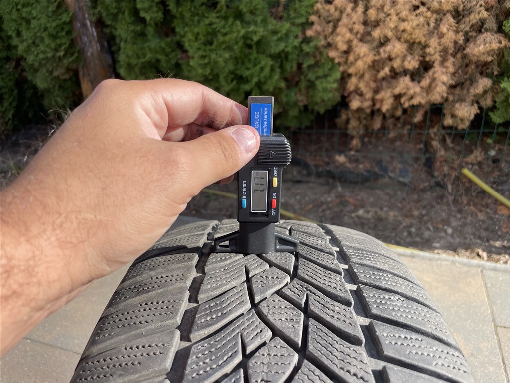 MERCEDES-BENZ E-Klasse W213 W212 18” téli gyári alufelni szett ELADó! 9. kép