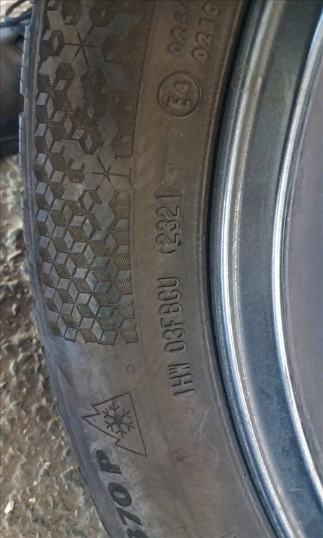 5x112 GYARI VW,VOLKSWAGEN 17”téli Continental R17 3. kép